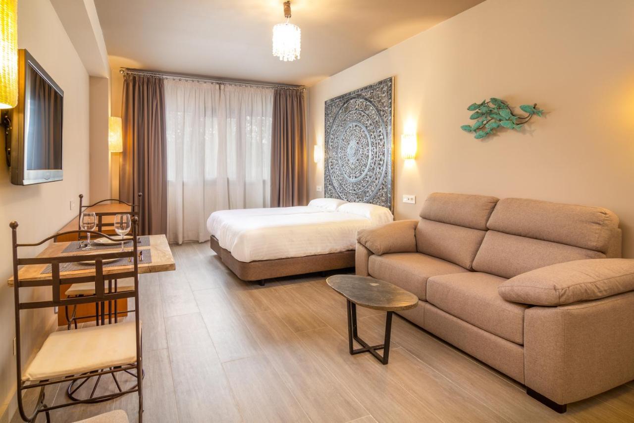 Apartamentos Sevilla Este By Qhotels Luaran gambar