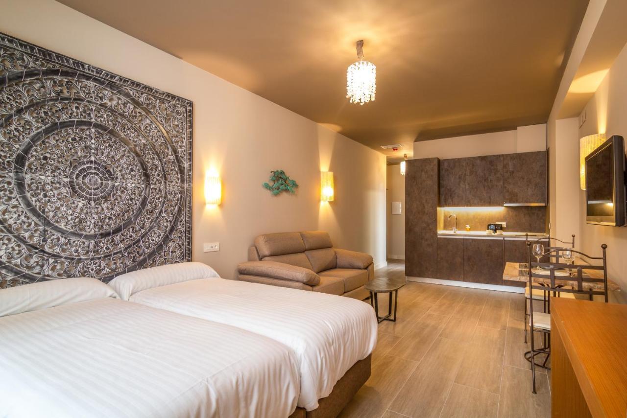 Apartamentos Sevilla Este By Qhotels Luaran gambar