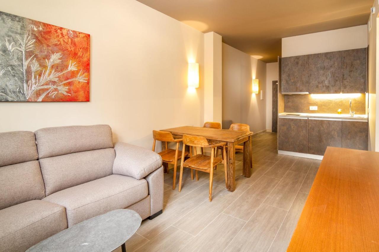 Apartamentos Sevilla Este By Qhotels Luaran gambar